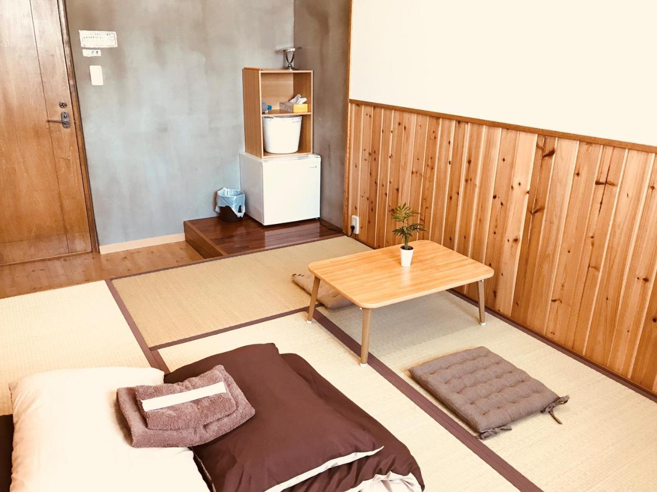 Hostel Mosura No Tamago Мотобу Екстер'єр фото